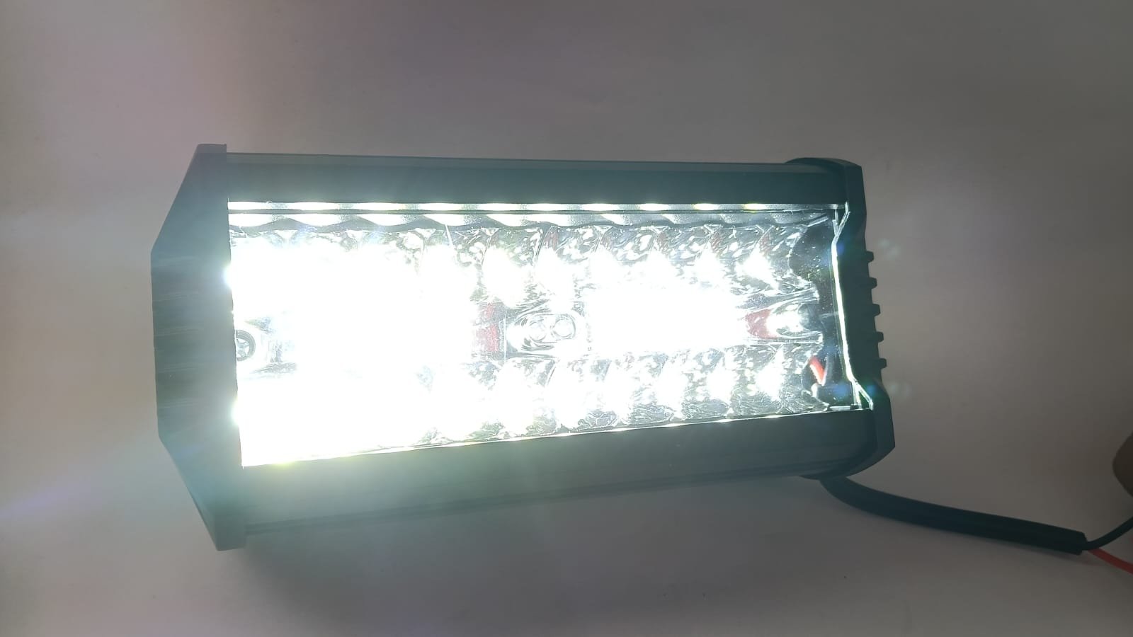 EXPLORADORA RECTANGULAR GRANDE 16CM ESPEJO BICOLOR, 36 LED (XK-3P-20LED-2-WY)